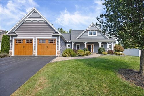11 Montgomery Glen Dr, Webster, NY, 14580-4714 | Card Image