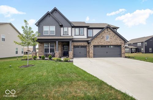 4228 Brocket Dr, Greenwood, IN, 46143-5041 | Card Image