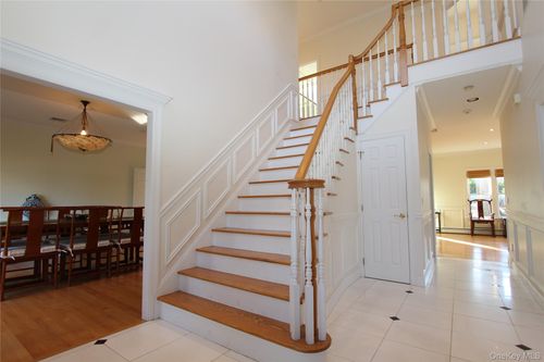 445 Grace Church St, Rye, NY, 10580-4214 | Card Image