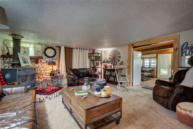 17133 Farm Road 1567 W, Home with 2 bedrooms, 1 bathrooms and null parking in Lone Oak TX | Image 21
