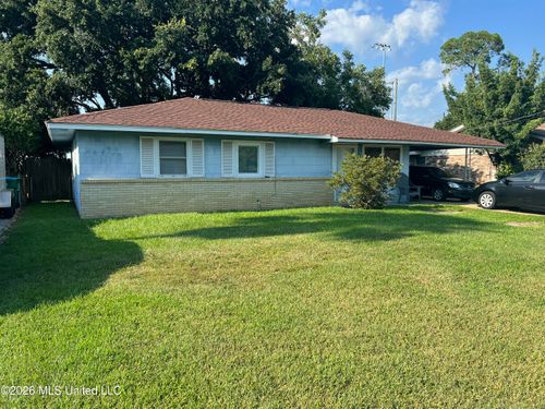 447 Mcguire Cir, Gulfport, MS, 39507-3900 | Card Image