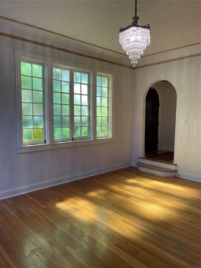 1500 Wethersfield Rd, House other with 5 bedrooms, 4 bathrooms and 3 parking in Austin TX | Image 7