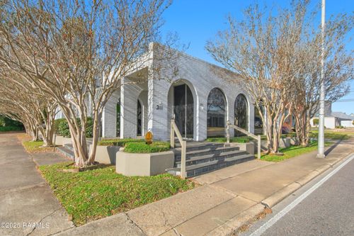 311 W University Ave, Lafayette, LA, 70506-3647 | Card Image