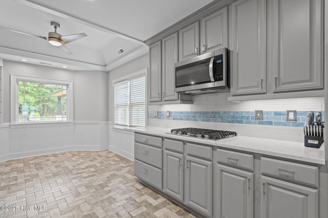 111 Fieldcrest Dr, House other with 4 bedrooms, 3 bathrooms and 4 parking in Hampstead NC | Image 13