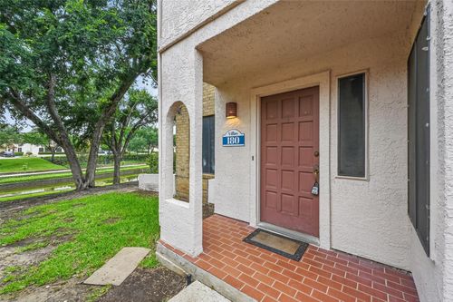 180-543 Ranch Trl, Irving, TX, 75063-4166 | Card Image