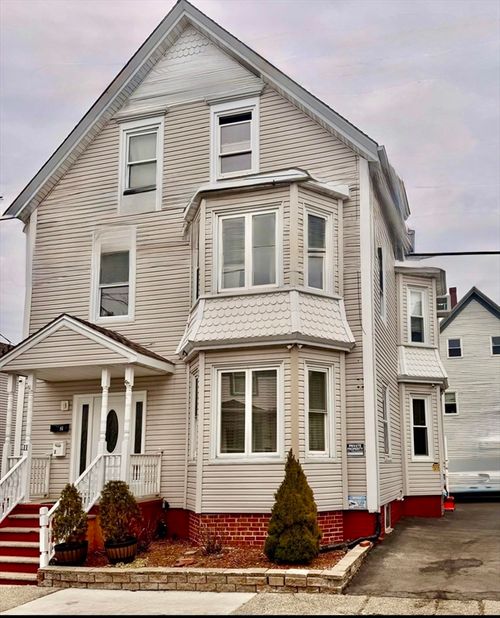 11 Phillips Ave, Lynn, MA, 01902-2081 | Card Image