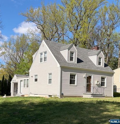 267 Hickory Ave, Tenafly, NJ, 07670-1439 | Card Image