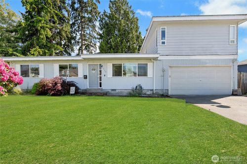 1212 4th Ave Sw, Puyallup, WA, 98371-5746 | Card Image