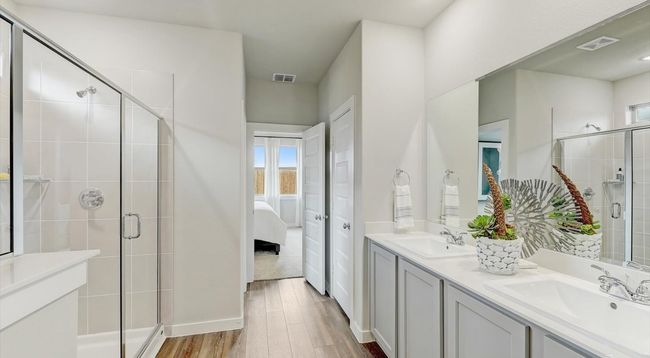 316 Bendecido Loop, House other with 4 bedrooms, 3 bathrooms and null parking in Elgin TX | Image 18