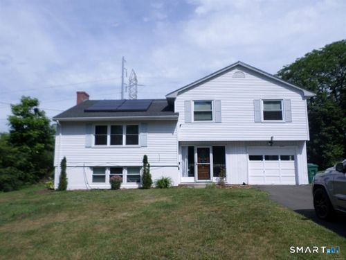 7 Craigmore Rd, Bloomfield, CT, 06002-2508 | Card Image