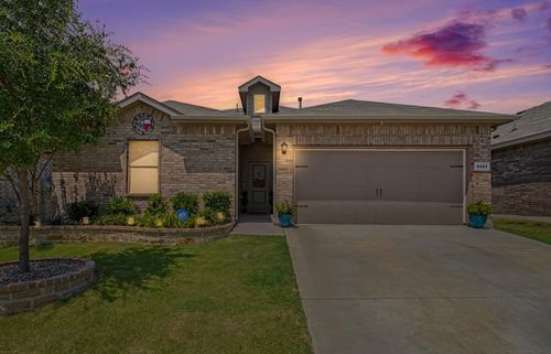8621 Willowsun Way, Fort Worth, TX, 76131-2586 | Card Image