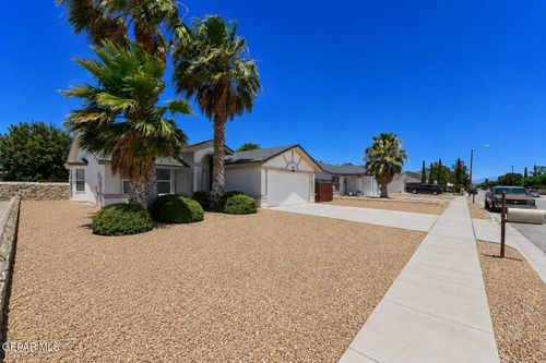 804 Margarita St, Anthony, TX, 79821-7251 | Card Image
