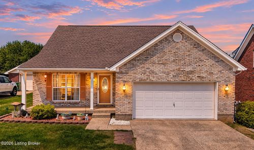 8815 Wisdom Ln, Louisville, KY, 40229-2583 | Card Image