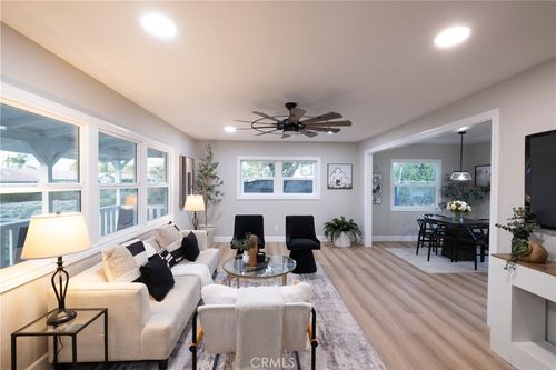 41747 Crest, Hemet, CA, 92544 | Card Image