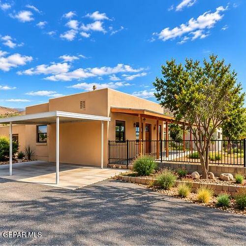 515 N Silver St, Truth Or Consequences, NM, 87901-2637 | Card Image