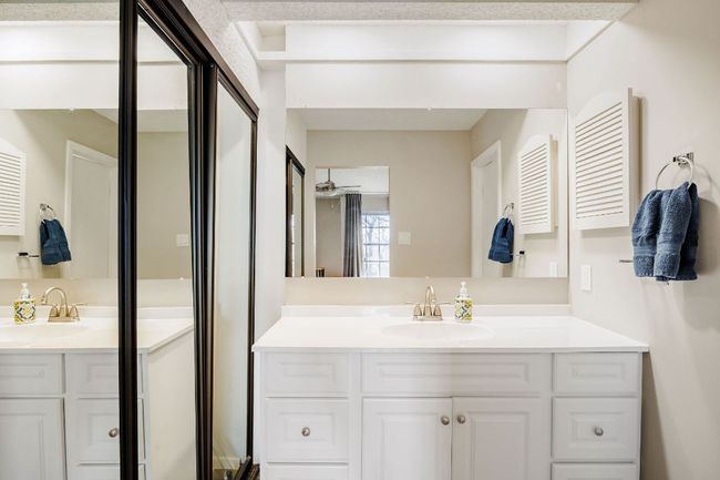 APT-14 - 1748 Ohlen Rd, Condo with 2 bedrooms, 2 bathrooms and 1 parking in Austin TX | Image 19