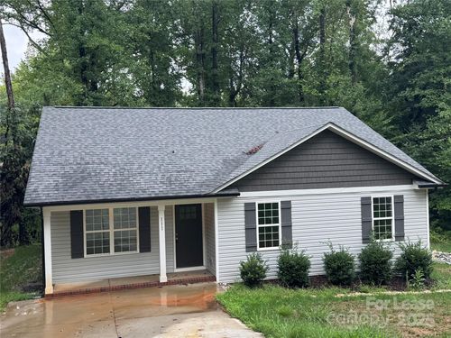 111 Cumberland Ct Sw, Concord, NC, 28025-5802 | Card Image