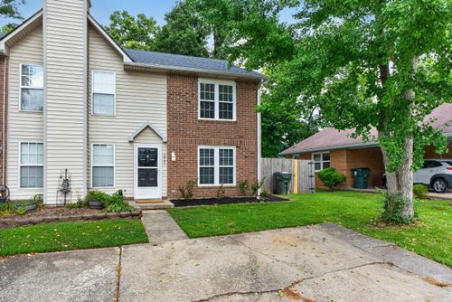3681 Arbor Dr, Lexington, KY, 40517-3404 | Card Image