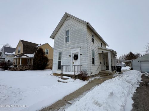 376 W Perry St, Tiffin, OH, 44883-2038 | Card Image