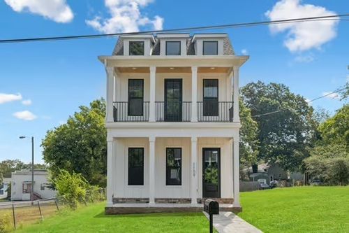 1109 Parker St, Columbia, TN, 38401-3679 | Card Image