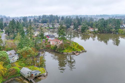 2898 Glenwood Ave, Victoria, BC, V9A2S2 | Card Image
