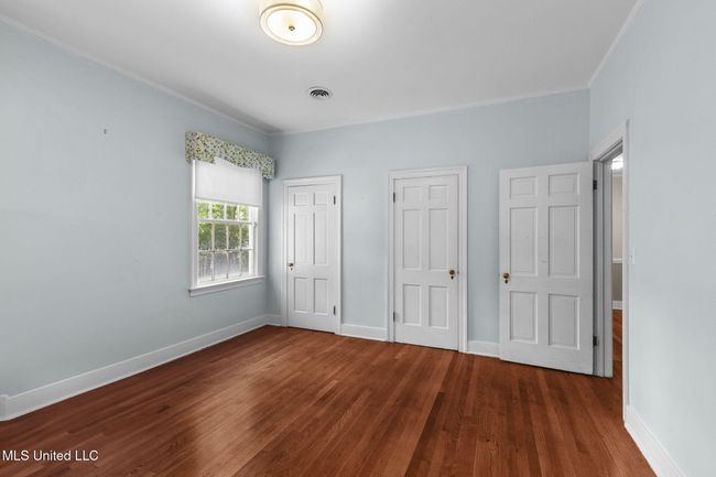 28-web-or-mls-3821 Montrose-27 | Image 23