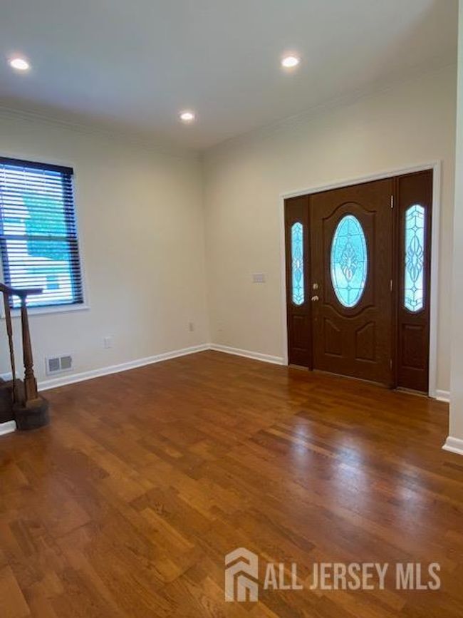 68 Wilmot St, House other with 3 bedrooms, 3 bathrooms and null parking in East Brunswick NJ | Image 11