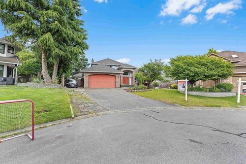 14247 86 Ave, Surrey, BC, V3W0S6 | Card Image