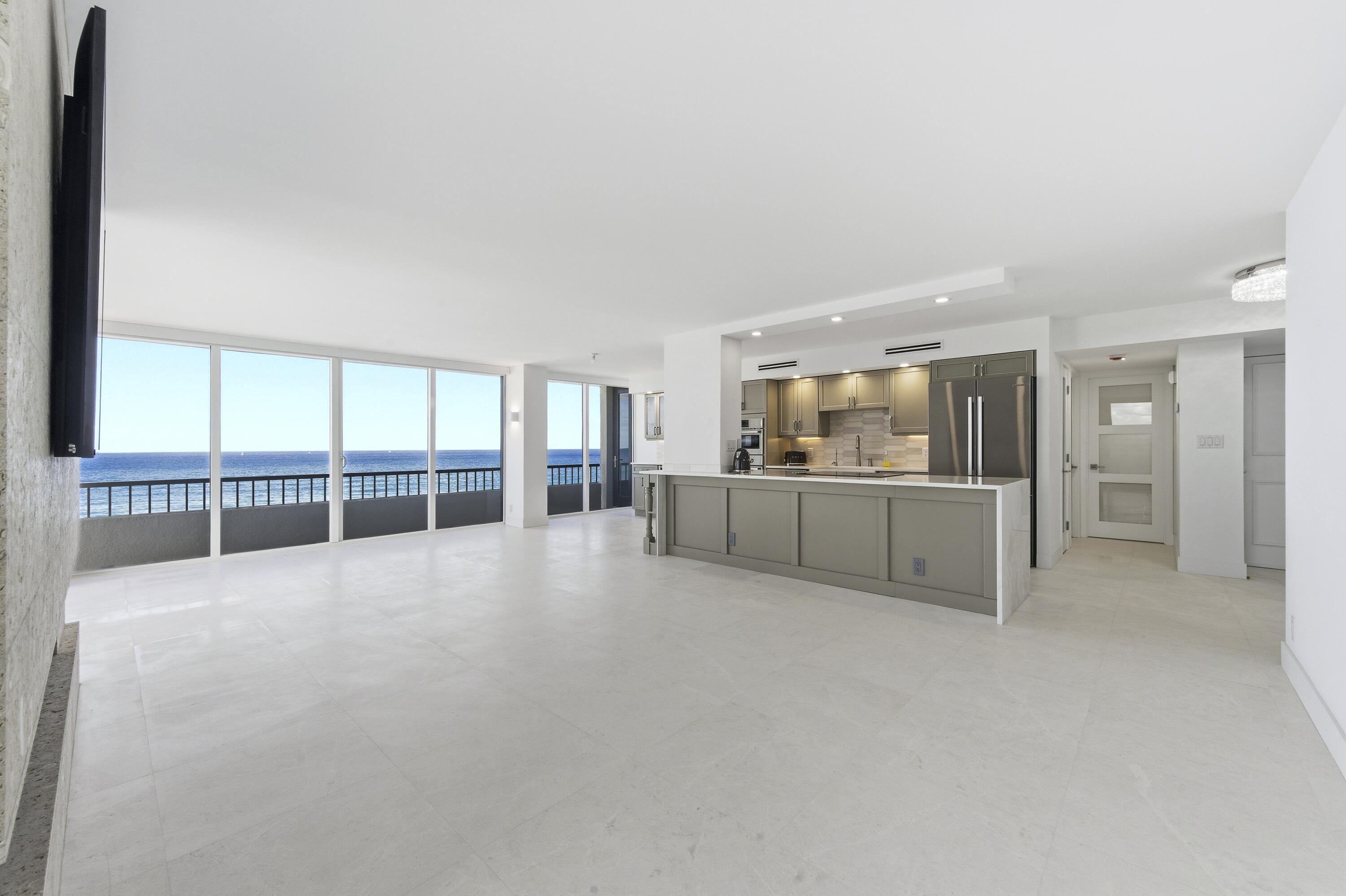 Residential in Singer Island 5