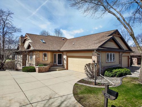 3026 Woods Edge Way, Fitchburg, WI, 53711 | Card Image