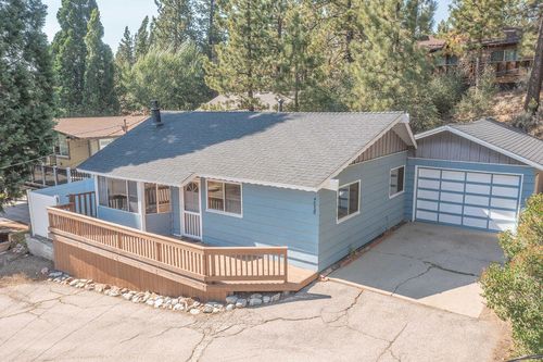 42920 Sunset Dr, Big Bear Lake, CA, 92315-2487 | Card Image