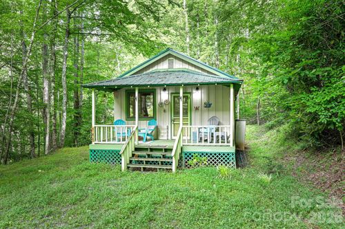 180 Valley Ln, Bryson City, NC, 28713 | Card Image