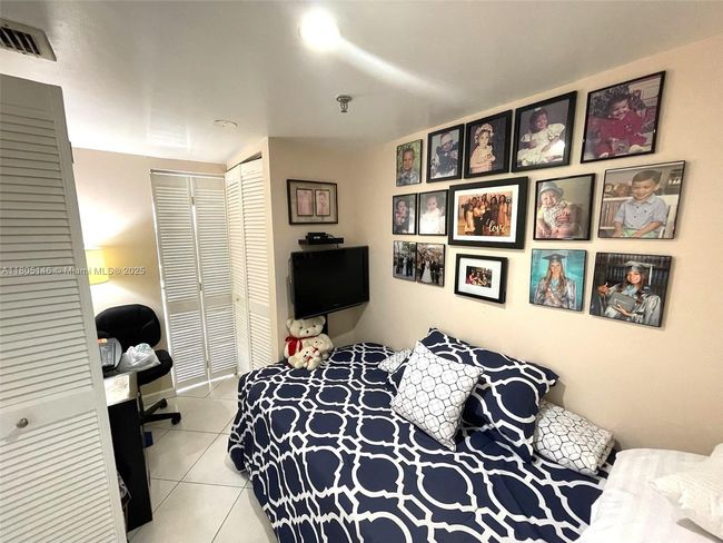APT-1409 - 2625 Collins Ave, Condo with 1 bedrooms, 2 bathrooms and null parking in Miami Beach FL | Image 11