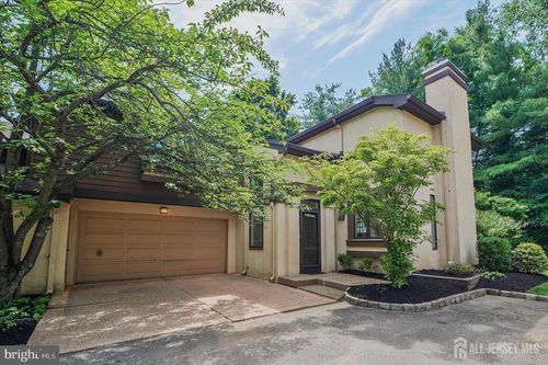 528 Sayre Dr, Princeton, NJ, 08540-5851 | Card Image