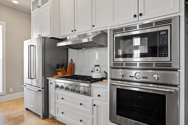 792 Langes Mill Rd, Home with 3 bedrooms, 3 bathrooms and null parking in Doss TX | Image 20