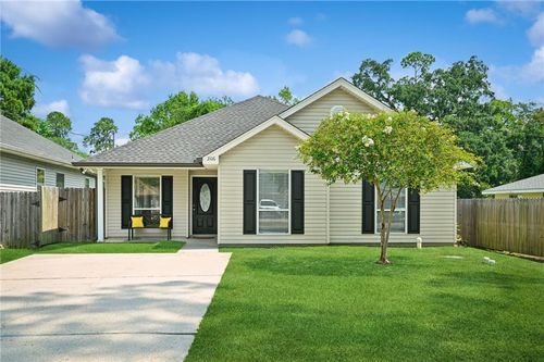2106 Jay St, Slidell, LA, 70460-6650 | Card Image