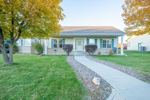208 Chipeta Pines Ct, Grand Junction, CO, 81503-2336 | Card Image