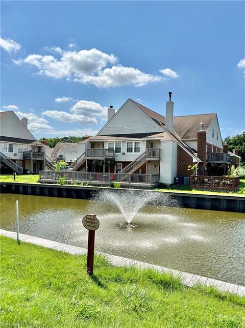 5113 Gatehouse Way, Virginia Beach, VA, 23455-2564 | Card Image