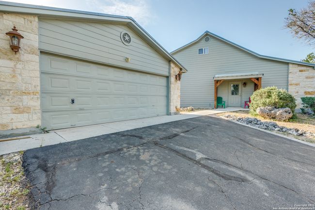 1588 Winding Creek Trl, House other with 4 bedrooms, 3 bathrooms and null parking in Spring Branch TX | Image 24