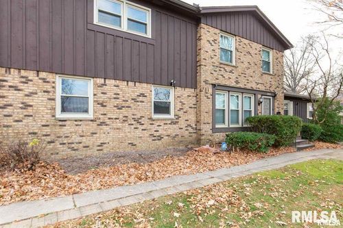 4-3402 56th Street Pl, Moline, IL, 61265-6676 | Card Image