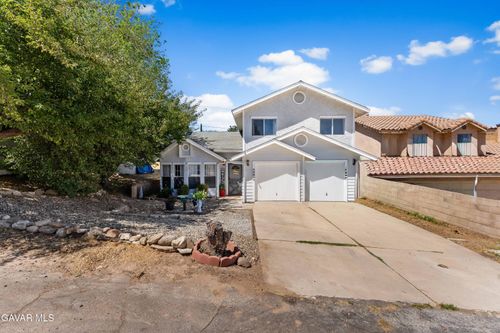 42917 Algood St, Lake Hughes, CA, 93532-1316 | Card Image