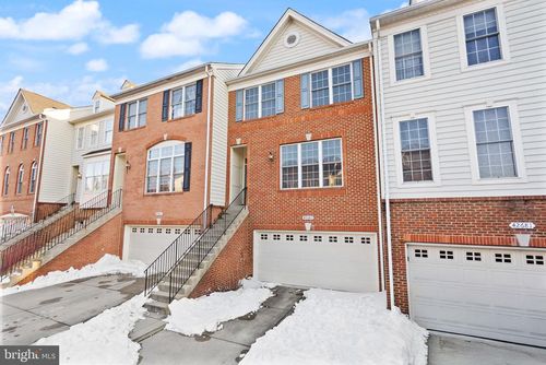 42683 Sandman Ter, CHANTILLY, VA, 20152-6621 | Card Image