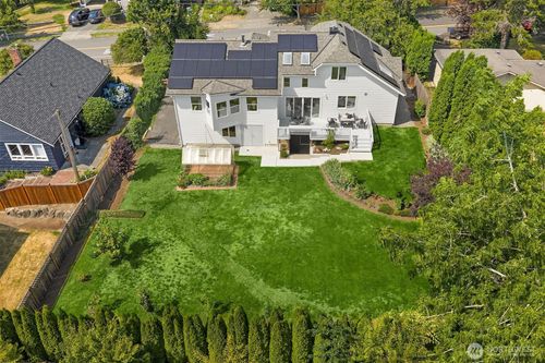 12453 104th St, Kirkland, WA, 98033-4610 | Card Image