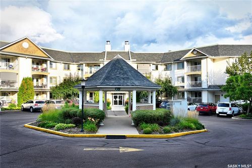 132-305 Pinehouse Dr, Saskatoon, SK, S7K7Z4 | Card Image