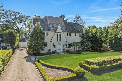 201 Creek Dr, Edgeworth, PA, 15143-1112 | Card Image