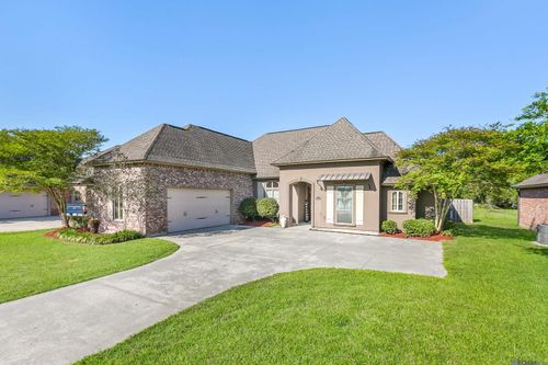 24929 Plantation Lake Ave, Denham Springs, LA, 70726 | Card Image