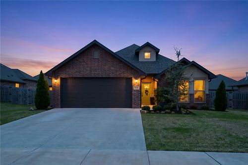 5520 Clear Springs Ave, Springdale, AR, 72762-3250 | Card Image