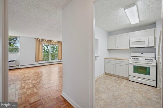 APT-806 - 1030 E Lancaster Ave, Condo with 2 bedrooms, 1 bathrooms and null parking in BRYN MAWR PA | Image 7