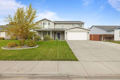 5600 Kona Dr, West Richland, WA, 99353 | Card Image