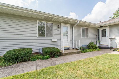 5286 Green Meadow Rd, Kalamazoo, MI, 49009-1262 | Card Image